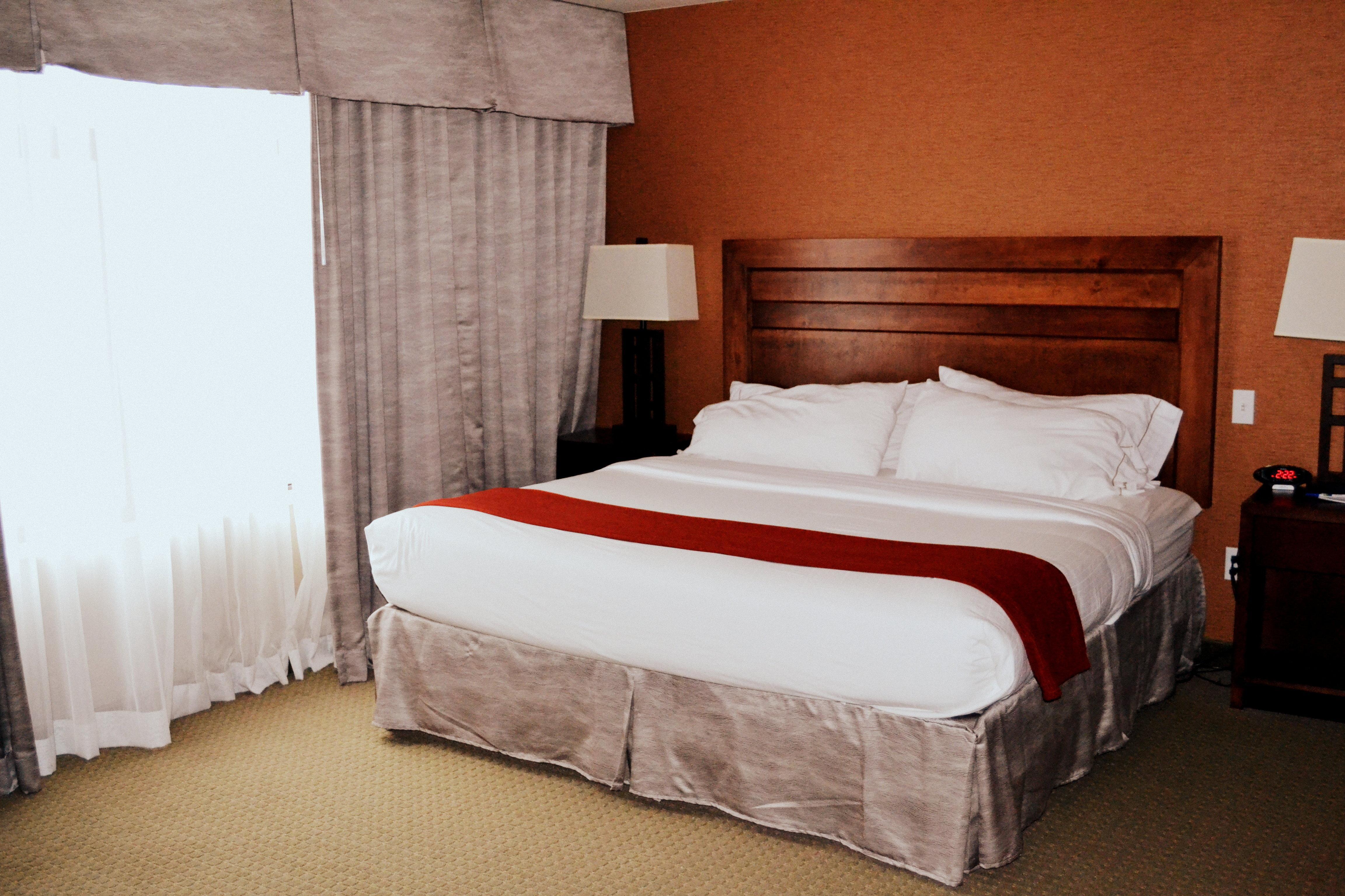 Holiday Inn Express & Suites Bozeman West, An Ihg Hotel Exterior photo